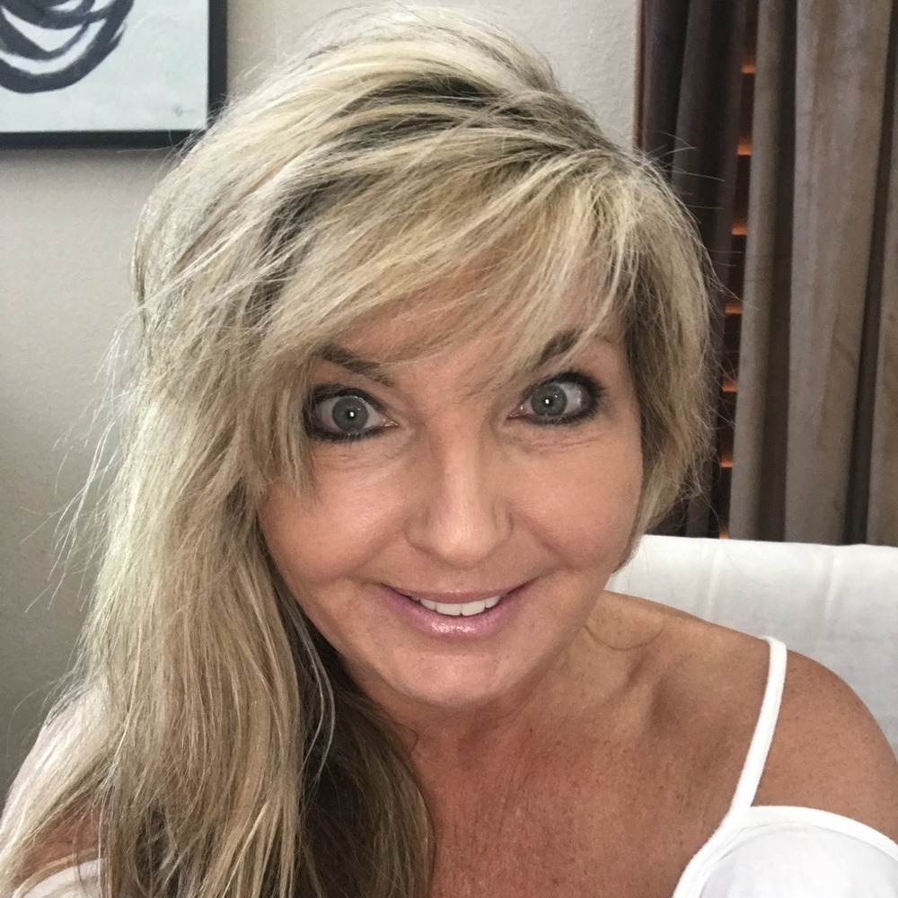 Meet your Posher, Kim